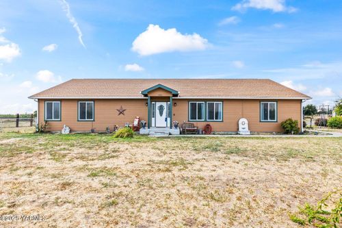 1880 Dilley Rd, Tieton, WA, 98947-9677 | Card Image