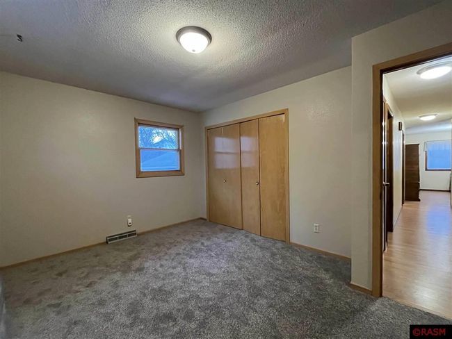 73550 290 Th St, House other with 5 bedrooms, 2 bathrooms and null parking in Saint James MN | Image 12
