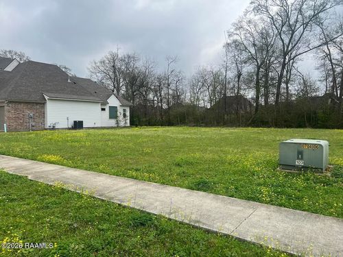 200 Fawn Crest Dr, Lafayette, LA, 70508-6594 | Card Image