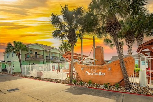 208-2212 State Highway 361, Port Aransas, TX, 78373-5094 | Card Image