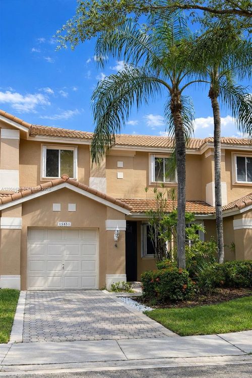 15851-15851 Sw 10th St, Pembroke Pines, FL, 33027-2241 | Card Image