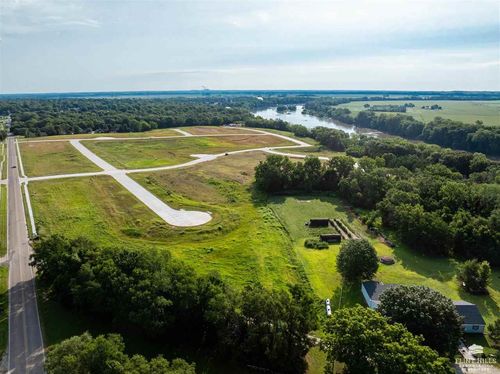 500 Sandbar Cir, Wamego, KS, 66547 | Card Image