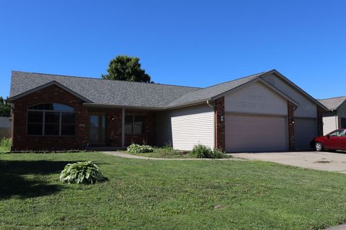 1408 Sequoia Dr, Chatham, IL, 62629-8071 | Card Image