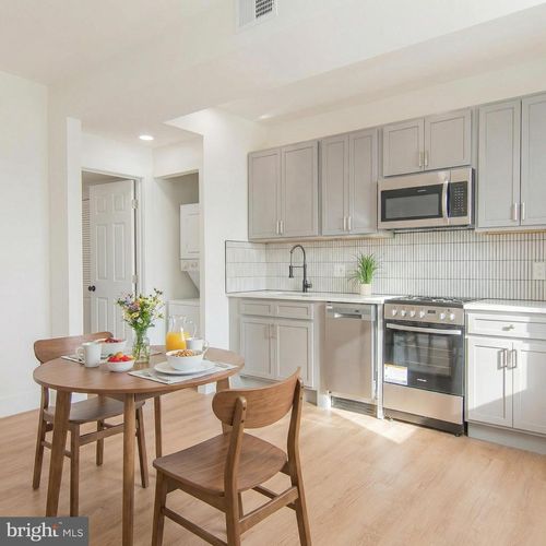 apt-3-1629 W Virginia Ave Ne, WASHINGTON, DC, 20002-2323 | Card Image