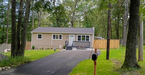 14 Mountain Top Ct, Hamburg, NJ, 07419-1906 | Card Image