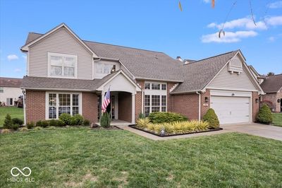 12742 Bent Oak Court, House other with 4 bedrooms, 2 bathrooms and null parking in Indianapolis IN | Image 3