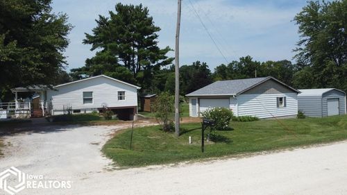 1905 Arthur Dr, Fort Madison, IA, 52627-9772 | Card Image