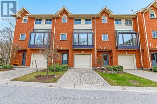 30-683 Windermere Rd, London, ON, N5X3T9 | Card Image