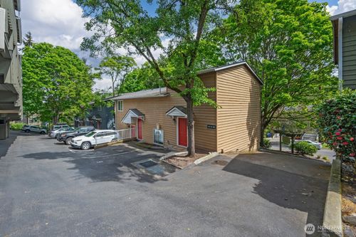 106-301 W Raye St, Seattle, WA, 98119-2332 | Card Image