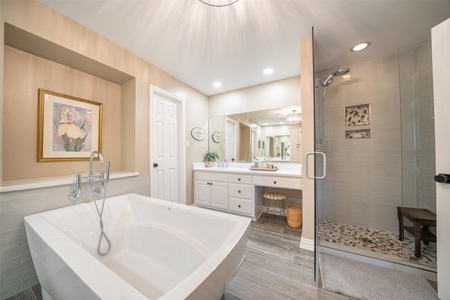 1022 High Meadow Dr, House other with 5 bedrooms, 3 bathrooms and null parking in Mount Vernon TX | Image 14