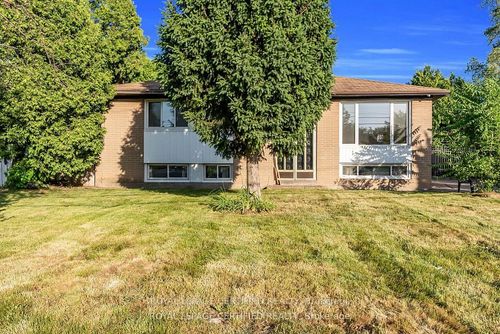 1398 Rebecca St, Oakville, ON, L6L1Z5 | Card Image