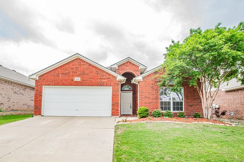 3848 Brandywine Ln, Fort Worth, TX, 76244-8196 | Card Image