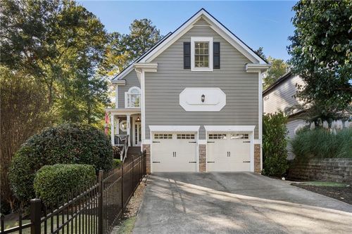 2446 Ellijay Dr Ne, Brookhaven, GA, 30319-3440 | Card Image