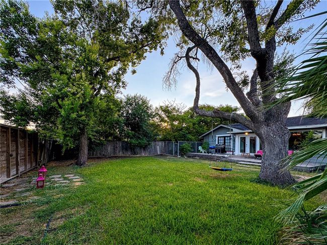 447 Santa Monica Pl, House other with 3 bedrooms, 2 bathrooms and null parking in Corpus Christi TX | Image 27