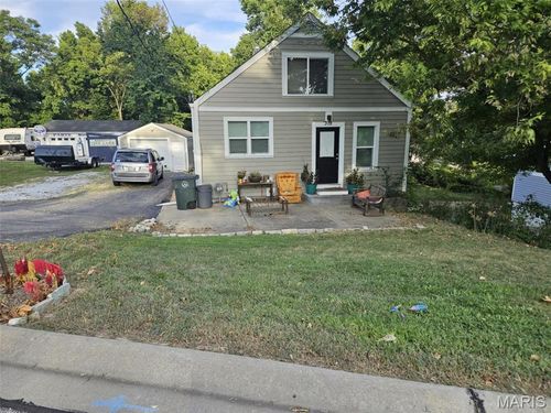 319 Jefferson Ave, Valley Park, MO, 63088-1138 | Card Image