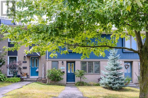 106 Costello Ave, Nepean, ON, K2H7C5 | Card Image