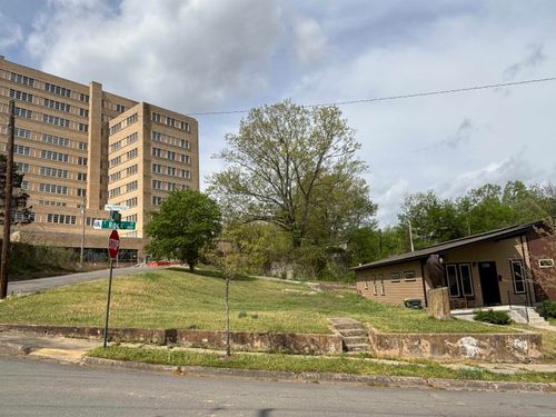 2324 Rock St, Little Rock, AR, 72206-2382 | Card Image