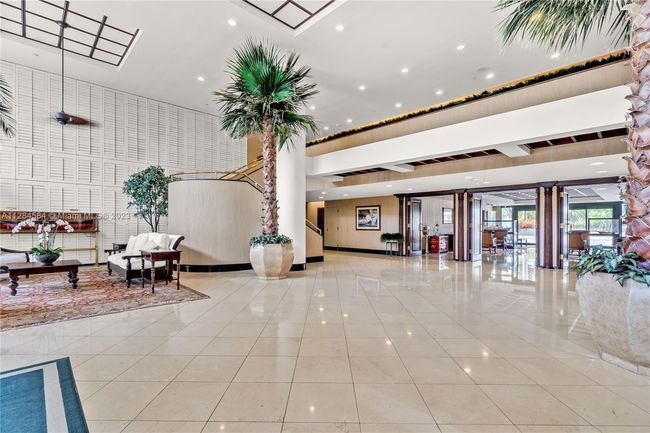 APT-543 - 151 Crandon Blvd, Condo with 3 bedrooms, 3 bathrooms and null parking in Key Biscayne FL | Image 49