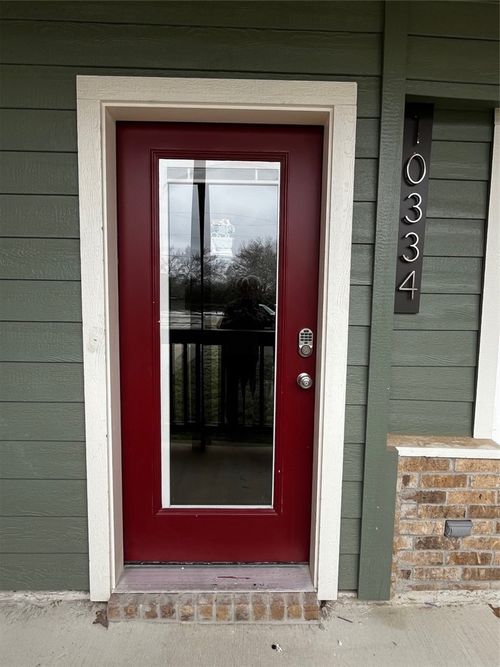 10334 N Dowling Rd, College Station, TX, 77845-9108 | Card Image
