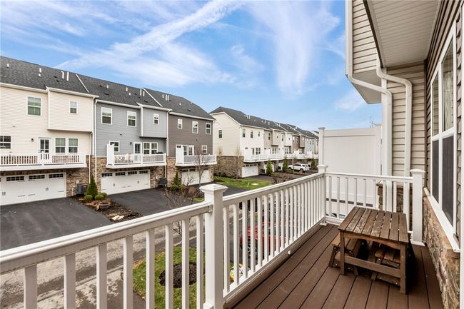 624 Amarth Ln, Townhouse with 3 bedrooms, 3 bathrooms and null parking in Cranberry Twp PA | Image 35