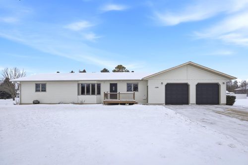 1106 Lincoln St, Lisbon, ND, 58054-4824 | Card Image