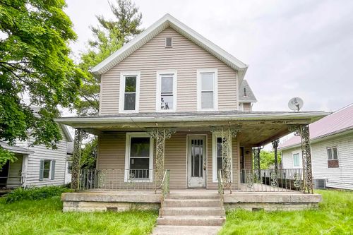 402 W Elm St, Gaston, IN, 47342-8062 | Card Image