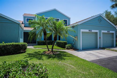 932 Myakka Ct Ne, ST PETERSBURG, FL, 33702-2792 | Card Image