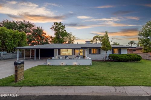8710 N 6th Dr, Phoenix, AZ, 85021-4509 | Card Image