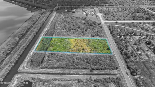 8516 Horseshoe Ave, PALM BAY, FL, 32909-1134 | Card Image