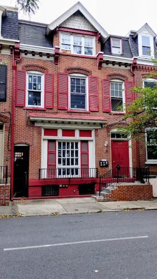 2-106 N 10th St, Allentown, PA, 18102-4366 | Card Image