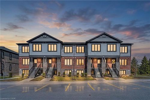 d8-160 Rochefort St, Kitchener, ON, N2R0P5 | Card Image