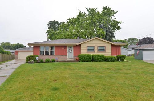 6846 Butternut Road, Caledonia, WI, 53402 | Card Image