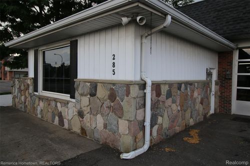 285 N Main St, Plymouth, MI, 48170-1238 | Card Image