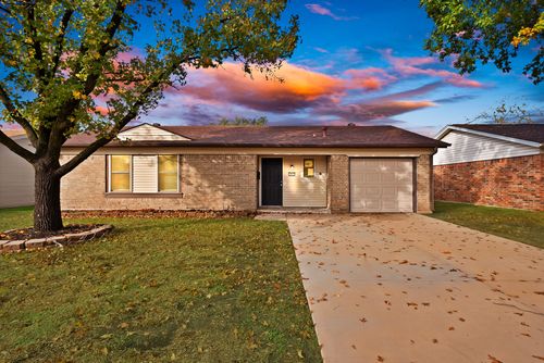 1427 Caladium Dr, Mesquite, TX, 75149-6238 | Card Image