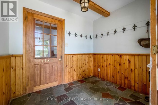 5031 Sixth Line, House other with 4 bedrooms, 3 bathrooms and 14 parking in Erin ON | Image 4
