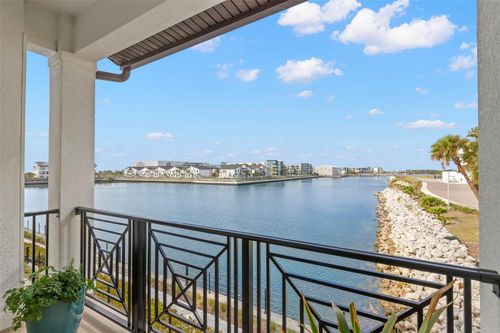 19-5351 Bridge St, TAMPA, FL, 33611-3414 | Card Image