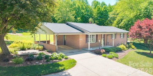 1802 Hopewell Rd, Morganton, NC, 28655-8767 | Card Image