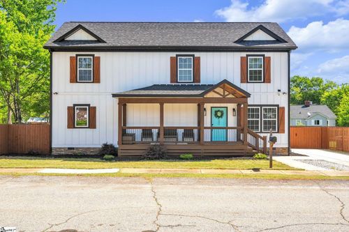 221 3rd Avenue, Greenville, SC, 29609 | Card Image