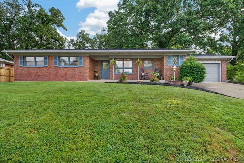 118 Farrington Dr, New Albany, IN, 47150-4276 | Card Image