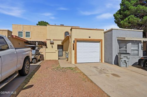 3208 Isla Morada Dr, El Paso, TX, 79925-3156 | Card Image