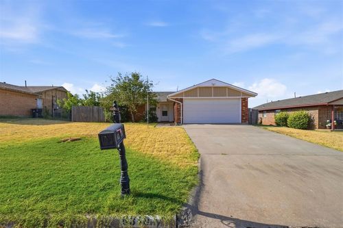6310 Sw Park Place, Lawton, OK, 73505 | Card Image