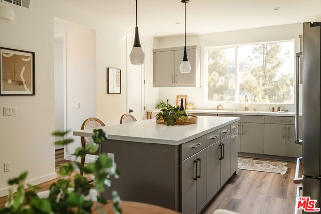 3851 Riley Ln, House other with 2 bedrooms, 3 bathrooms and 2 parking in Los Angeles CA | Image 7