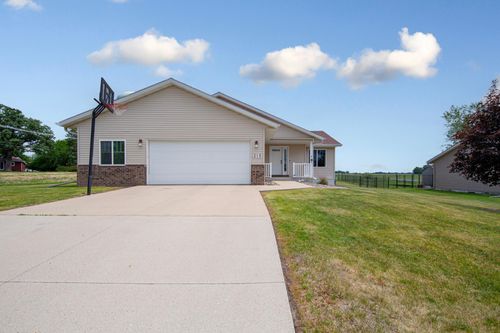 315 Hazeltine Ave Ne, Owatonna, MN, 55060-6307 | Card Image