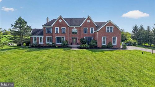 11 Baker Way, Pennington, NJ, 08534-4000 | Card Image