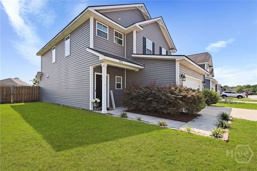 806 Fairview Cir, Hinesville, GA, 31313-5786 | Card Image