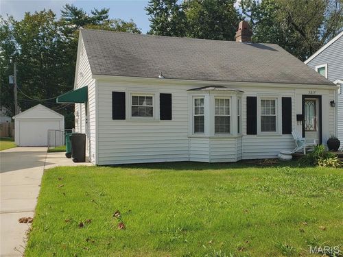 2817 Hilldale Ave, Brentwood, MO, 63144-2615 | Card Image