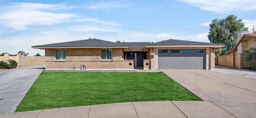 3235 S Allred Dr, Tempe, AZ, 85282-4118 | Card Image