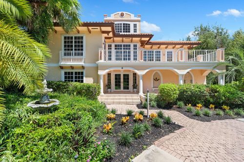 6 Castle Hill Way, Sewalls Point, FL, 34996-6507 | Card Image