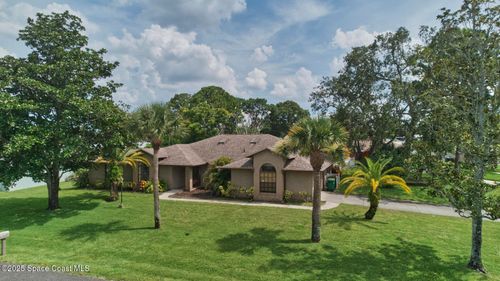 672 Altura Dr, Cocoa, FL, 32927-4985 | Card Image
