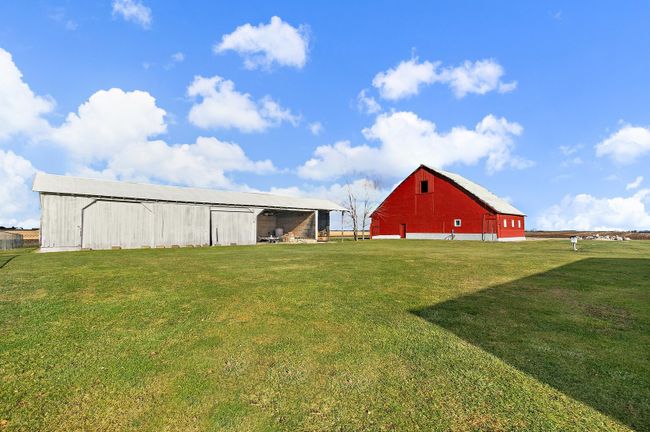 550 Maplewood Rd, House other with 6 bedrooms, 6 bathrooms and 3 parking in Somonauk IL | Image 64